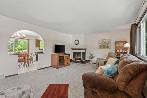 6605 Chesshire Lane N Maple Grove MN 55311