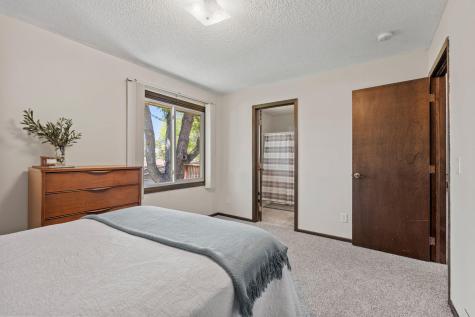 6605 Chesshire Lane N Maple Grove MN 55311