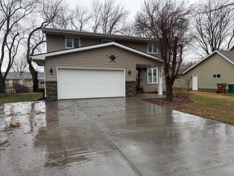 1424 Penn Avenue Albert Lea MN 56007