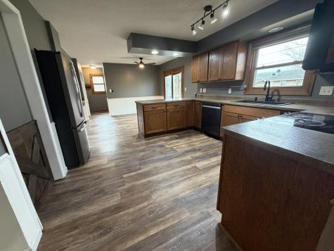 1424 Penn Avenue Albert Lea MN 56007