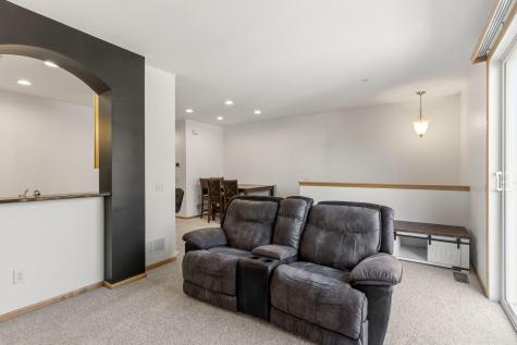 13611 Brick Path Rosemount MN 55068