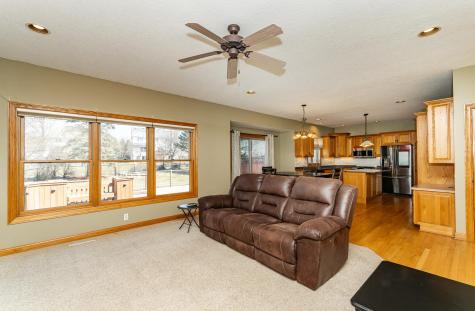 2827 Oakview Drive NE Rochester MN 55906