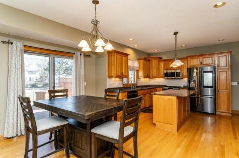 2827 Oakview Drive NE Rochester MN 55906