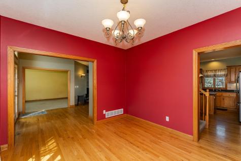2827 Oakview Drive NE Rochester MN 55906