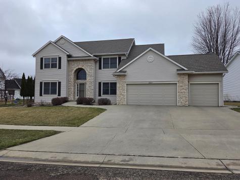 2827 Oakview Drive NE Rochester MN 55906