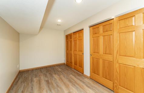 2827 Oakview Drive NE Rochester MN 55906