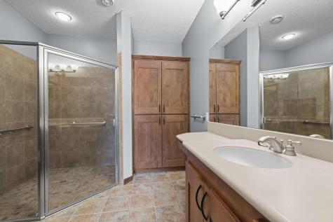 3914 Roosevelt Street NE Saint Anthony MN 55421