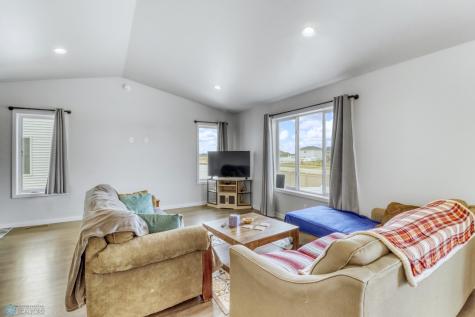1022 Albert Drive W West Fargo ND 58078