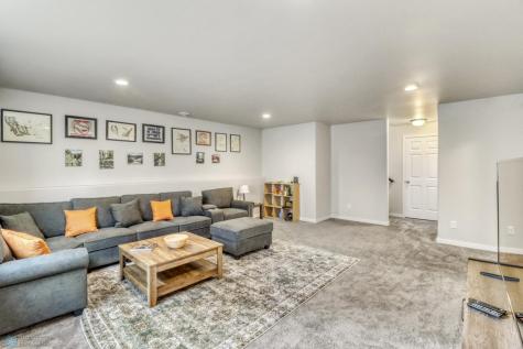 1022 Albert Drive W West Fargo ND 58078