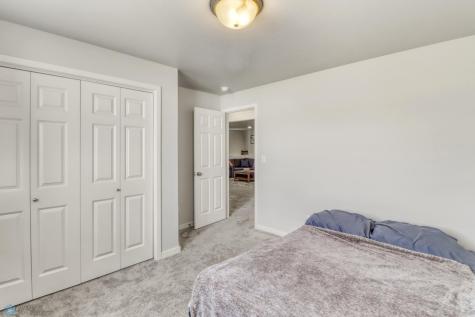 1022 Albert Drive W West Fargo ND 58078