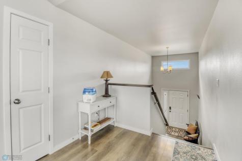 1022 Albert Drive W West Fargo ND 58078