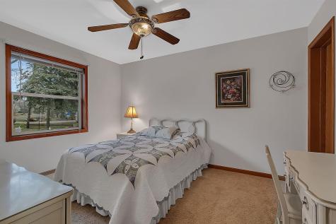 1575 White Cloud Drive S Isle MN 56342