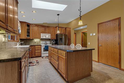 1575 White Cloud Drive S Isle MN 56342