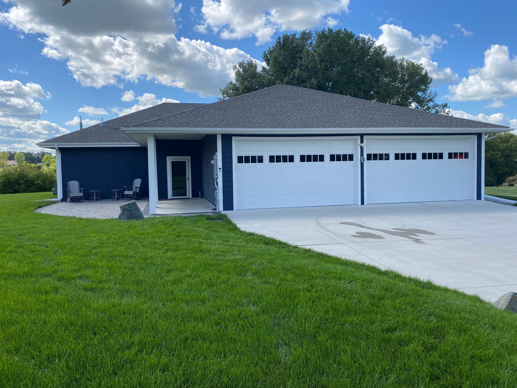 1740 Bay Oaks Drive Albert Lea MN 56007