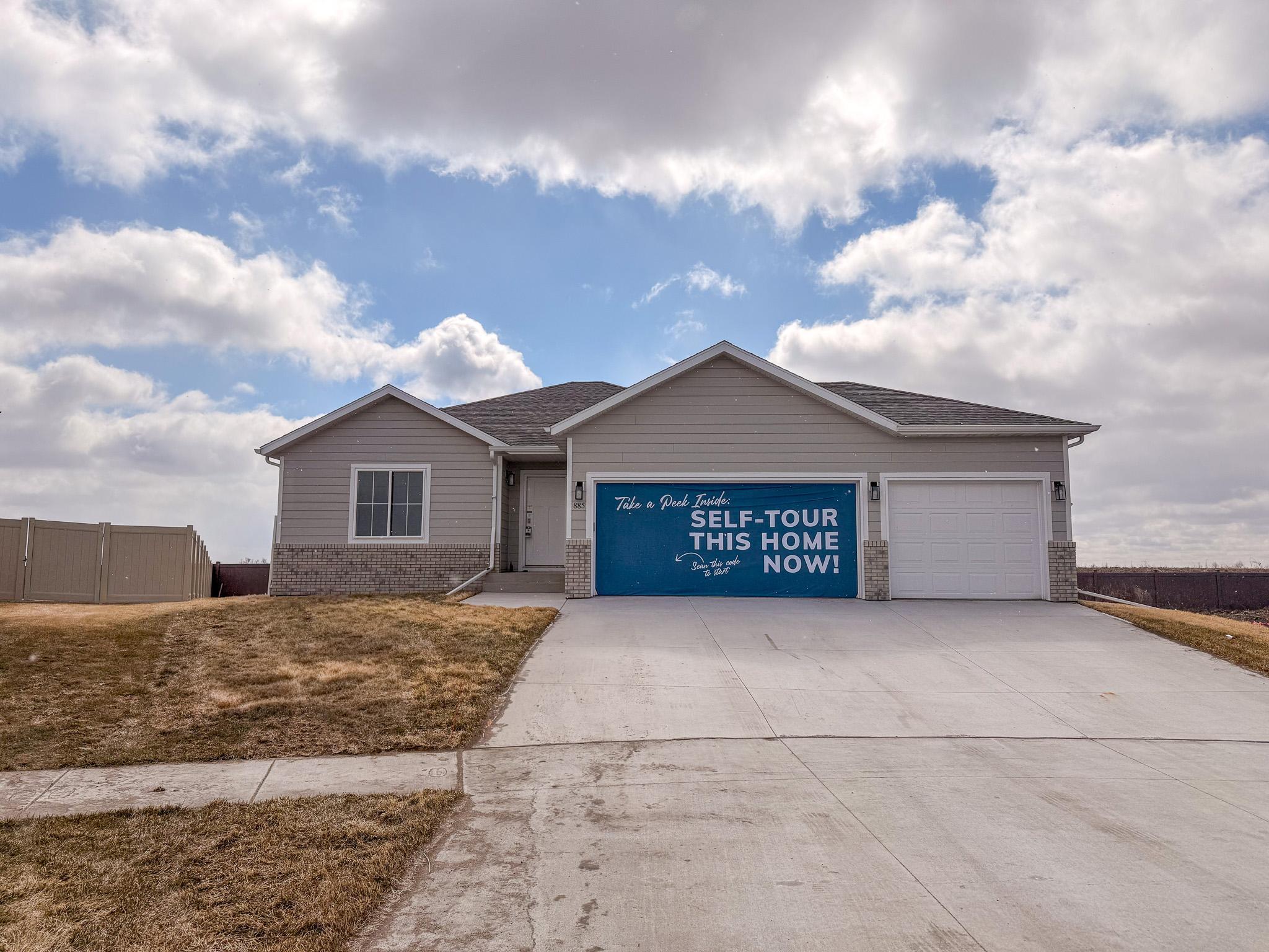 885 2nd Avenue Horace ND 58047