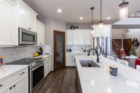 3371 1st Street West Fargo ND 58078