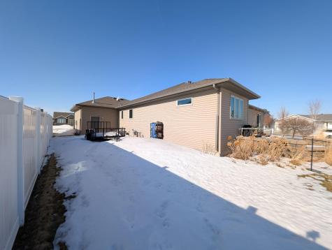 6810 24 Street S Fargo ND 58104