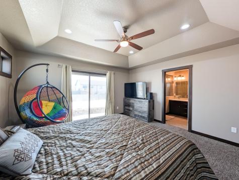 6810 24 Street S Fargo ND 58104