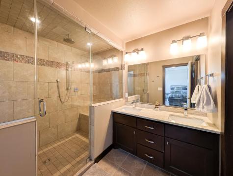 6810 24 Street S Fargo ND 58104