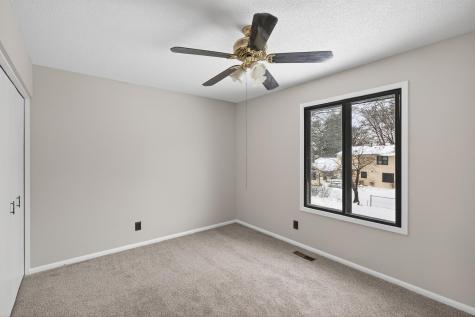 7062 Sherwood Road Woodbury MN 55125