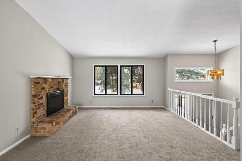7062 Sherwood Road Woodbury MN 55125