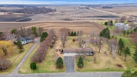 18365 234th Circle Hutchinson MN 55350