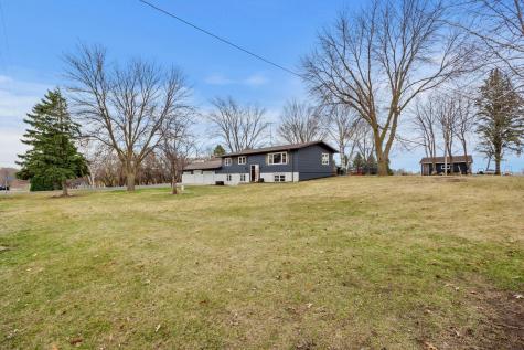 18365 234th Circle Hutchinson MN 55350