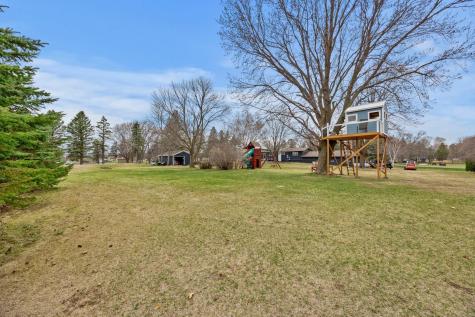 18365 234th Circle Hutchinson MN 55350