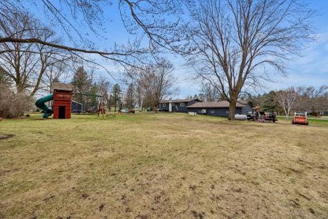 18365 234th Circle Hutchinson MN 55350