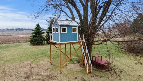 18365 234th Circle Hutchinson MN 55350
