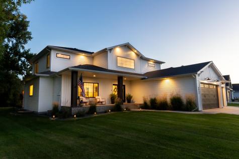 8852 Lost River Road Horace ND 58047