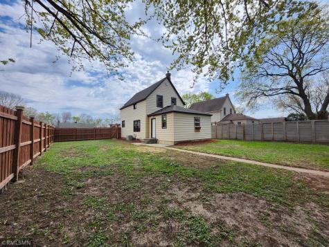 919 Warner Avenue South Saint Paul MN 55075