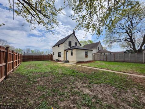 919 Warner Avenue South Saint Paul MN 55075