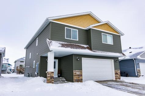 2750 10th Street W West Fargo ND 58078