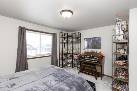 2750 10th Street W West Fargo ND 58078