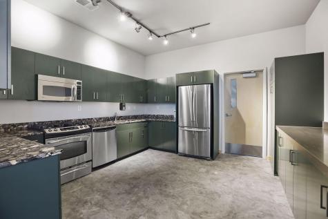 215 10th Avenue S Minneapolis MN 55415