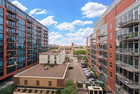 215 10th Avenue S Minneapolis MN 55415