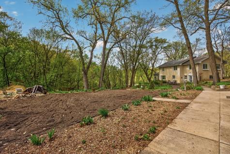 9551 Riverview Road Eden Prairie MN 55347