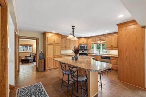 9551 Riverview Road Eden Prairie MN 55347