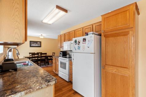 9811 Hamlet Lane S Cottage Grove MN 55016