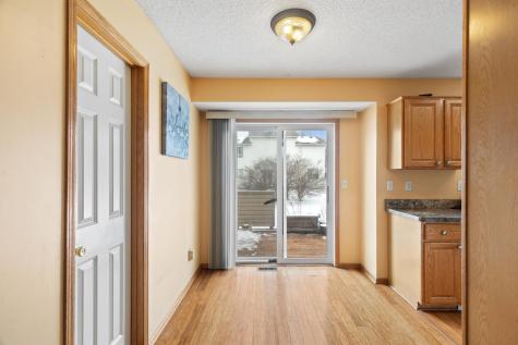 9811 Hamlet Lane S Cottage Grove MN 55016