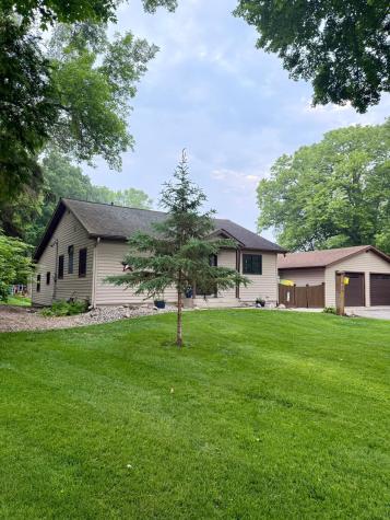 425 Shorewood Drive Detroit Lakes MN 56501
