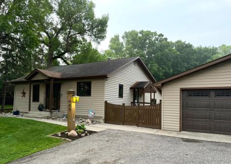 425 Shorewood Drive Detroit Lakes MN 56501