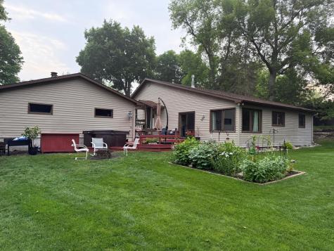 425 Shorewood Drive Detroit Lakes MN 56501