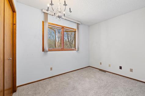 7517 Xerxes Avenue N Brooklyn Park MN 55444