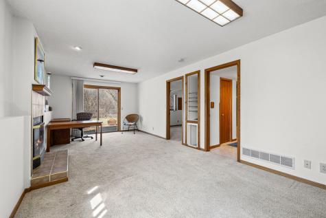 7517 Xerxes Avenue N Brooklyn Park MN 55444