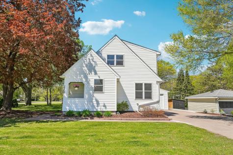 7710 Groveland Road Mounds View MN 55112