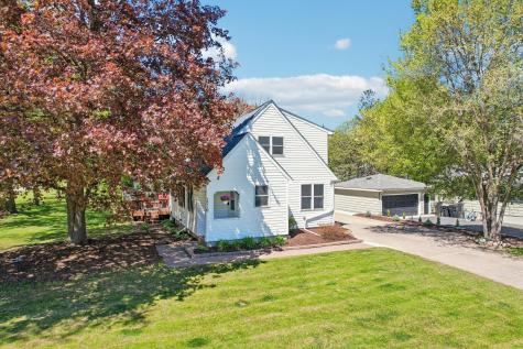 7710 Groveland Road Mounds View MN 55112