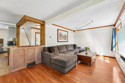 7710 Groveland Road Mounds View MN 55112