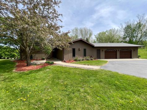 170 6th Lane NE Oronoco MN 55960